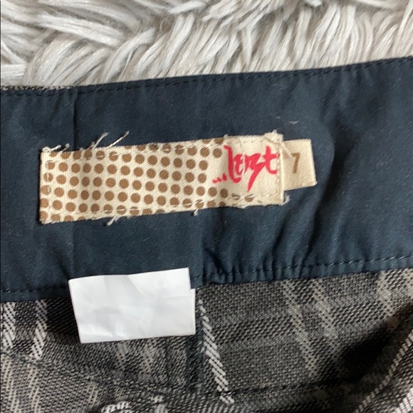 NWT Lost plaid grey Bermuda shorts size 7 - Picture 3 of 5